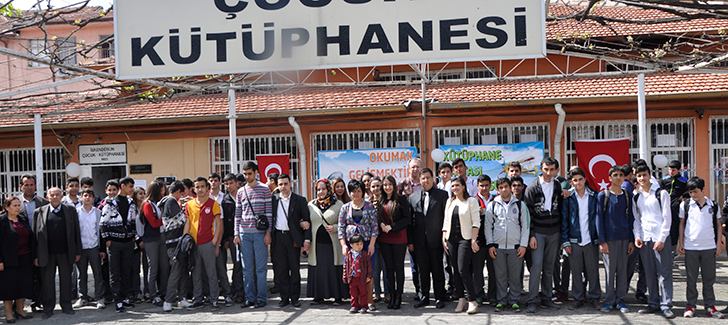 Teknoloji ve Sosyal Medya Kitapların Düşmanı!!!